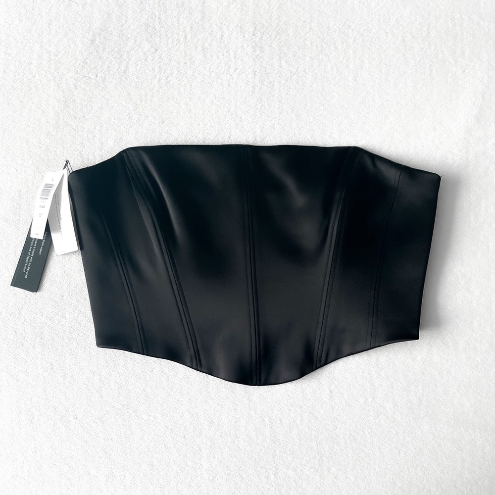 Babaton NWT Blaze Top